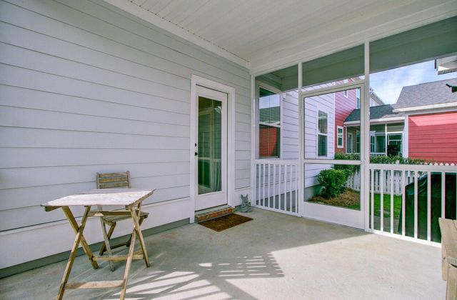 1056 Oak Bluff Avenue, Charleston, SC 29492