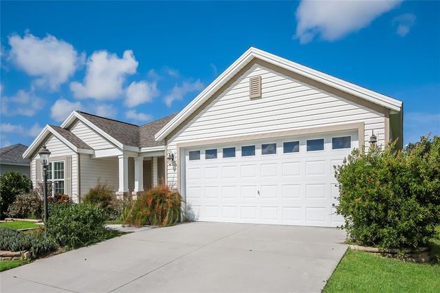 5638 CEDAR WAXWING DRIVE, The Villages, FL 32163