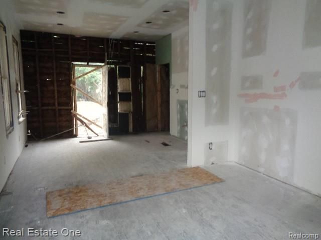 2141 Hubbard Street, Detroit, MI 48209