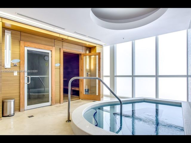 18201 Collins Ave 5303, Sunny Isles Beach, FL 33160