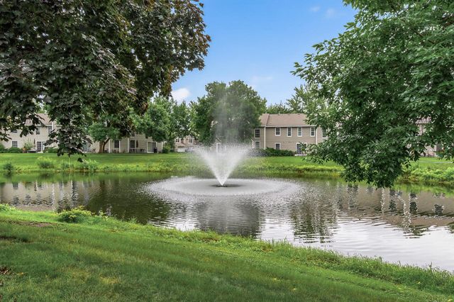 8042 Belair Lane, Eden Prairie, MN 55347