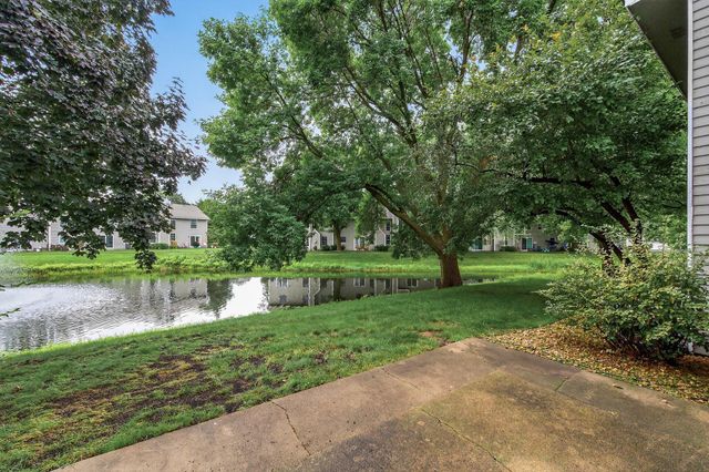 8042 Belair Lane, Eden Prairie, MN 55347