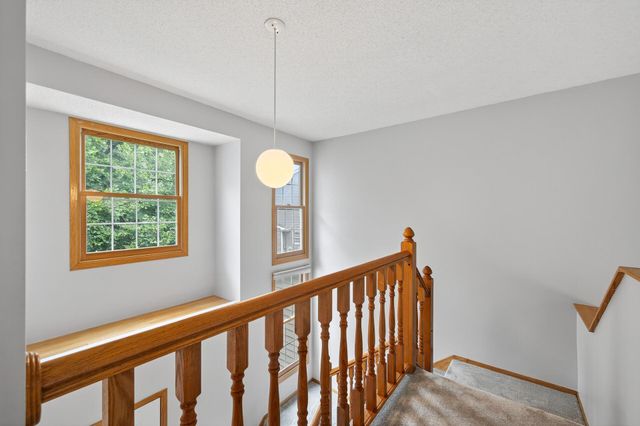 8042 Belair Lane, Eden Prairie, MN 55347