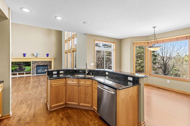 1517 Covington Lane, Eagan, MN 55122