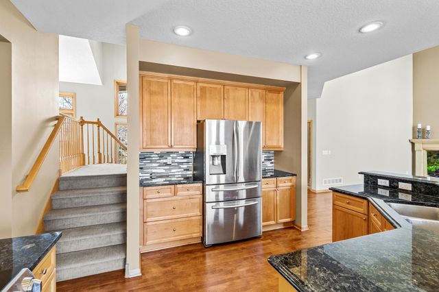 1517 Covington Lane, Eagan, MN 55122