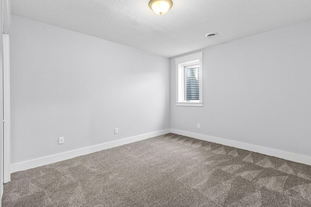 1517 Covington Lane, Eagan, MN 55122