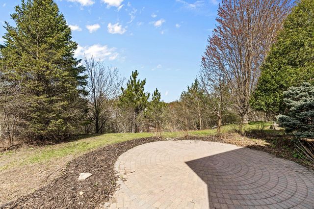 1517 Covington Lane, Eagan, MN 55122