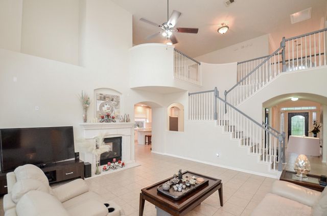2806 Town Gate Court, Missouri City, TX 77459