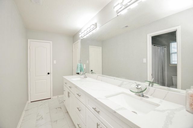 2806 Town Gate Court, Missouri City, TX 77459