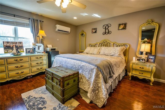 487 White rd, Gordo, AL 35466