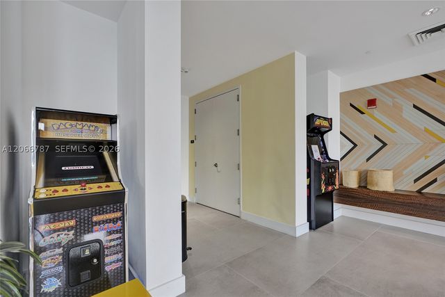 121 NE 34th St 2310, Miami, FL 33137