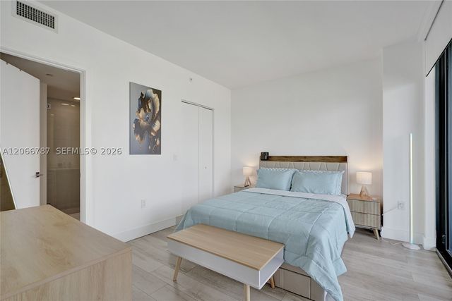 121 NE 34th St 2310, Miami, FL 33137