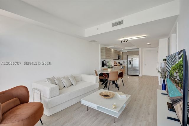 121 NE 34th St 2310, Miami, FL 33137