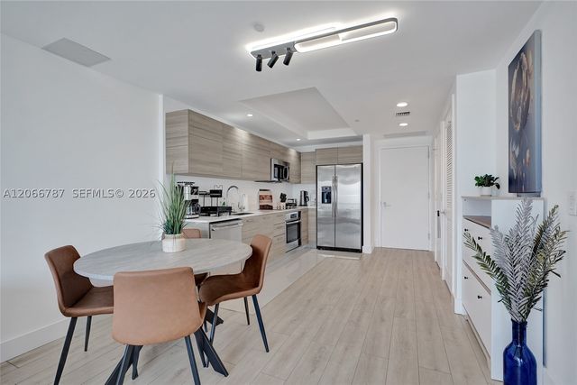 121 NE 34th St 2310, Miami, FL 33137