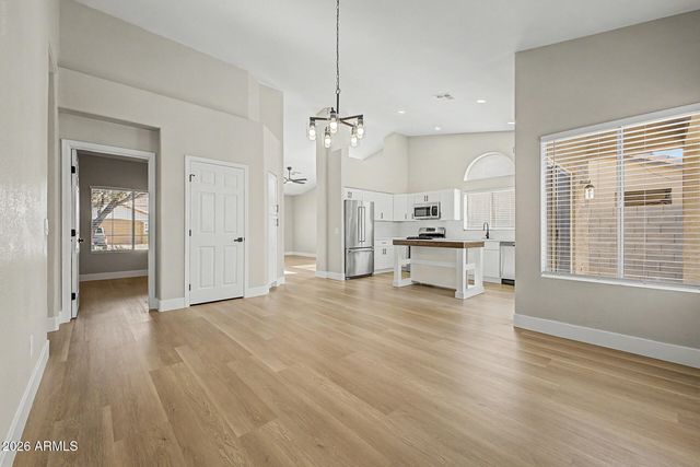 1750 E GARY Drive, Chandler, AZ 85225