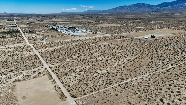 731 Sunset Road, Lucerne Valley, CA 92356