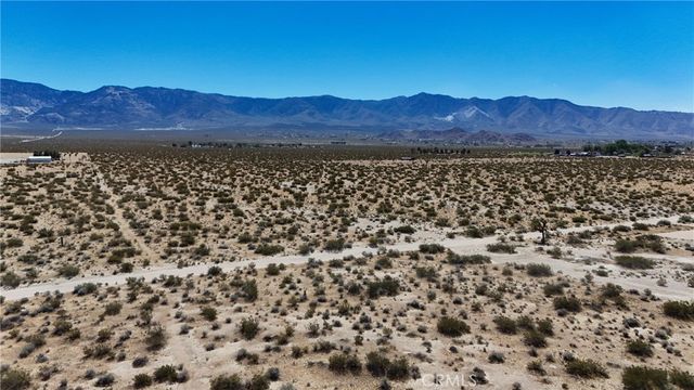 731 Sunset Road, Lucerne Valley, CA 92356