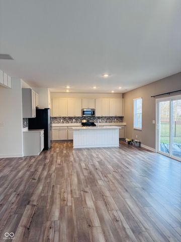 19368 Bald Cypress Court, Noblesville, IN 46062