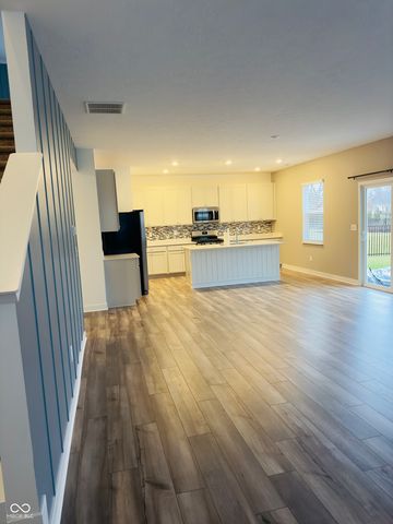 19368 Bald Cypress Court, Noblesville, IN 46062