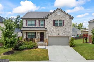 2943 Hawthorn Farm Boulevard, Loganville, GA 30052