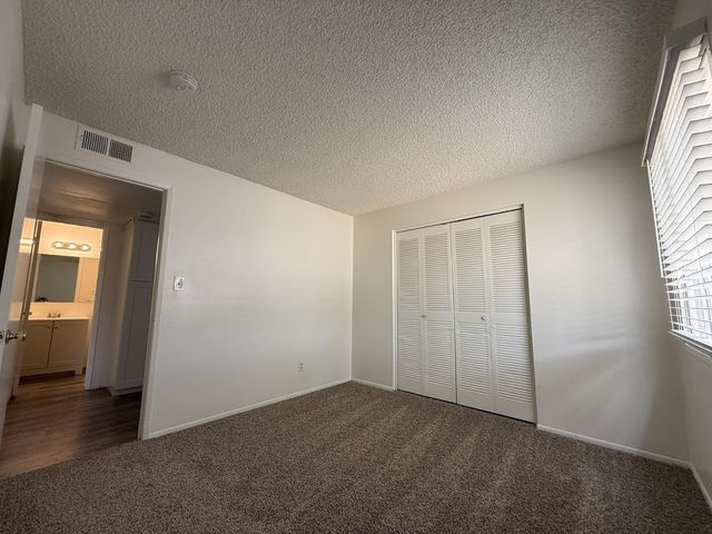 6523 W Weldon Avenue, Phoenix, AZ 85033