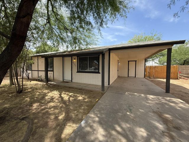6523 W Weldon Avenue, Phoenix, AZ 85033