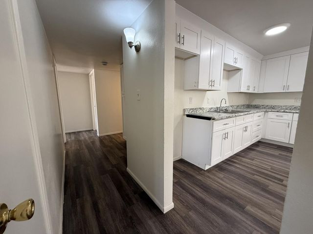 6523 W Weldon Avenue, Phoenix, AZ 85033