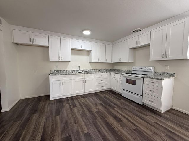 6523 W Weldon Avenue, Phoenix, AZ 85033