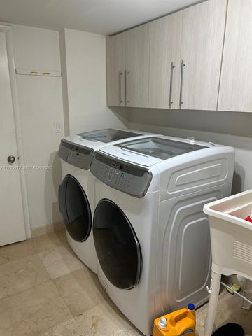 20941 NE 37th Ct, Aventura, FL 33180