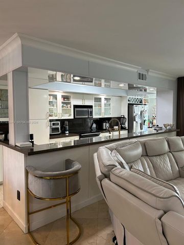 20941 NE 37th Ct, Aventura, FL 33180