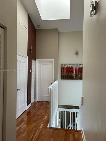 20941 NE 37th Ct, Aventura, FL 33180