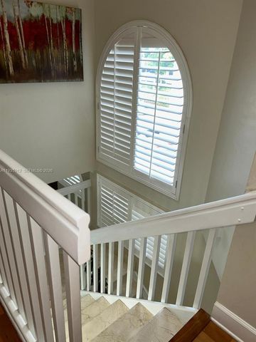 20941 NE 37th Ct, Aventura, FL 33180