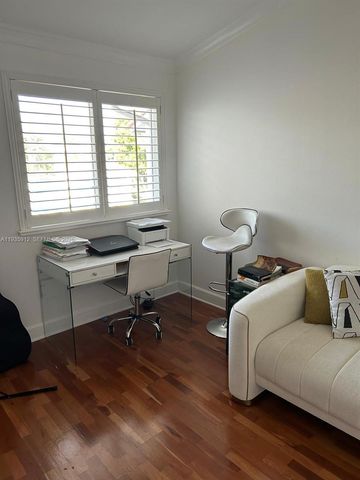 20941 NE 37th Ct, Aventura, FL 33180