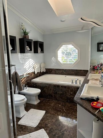 20941 NE 37th Ct, Aventura, FL 33180