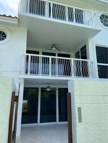 20941 NE 37th Ct, Aventura, FL 33180