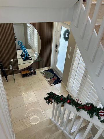 20941 NE 37th Ct, Aventura, FL 33180