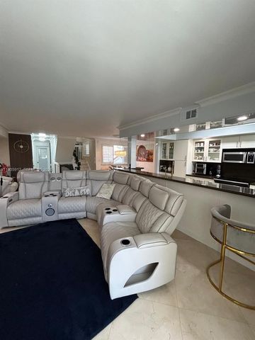 20941 NE 37th Ct, Aventura, FL 33180