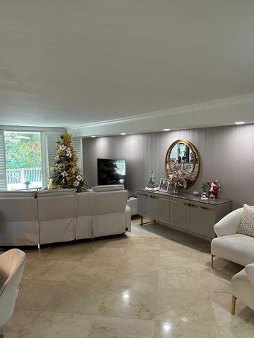 20941 NE 37th Ct, Aventura, FL 33180