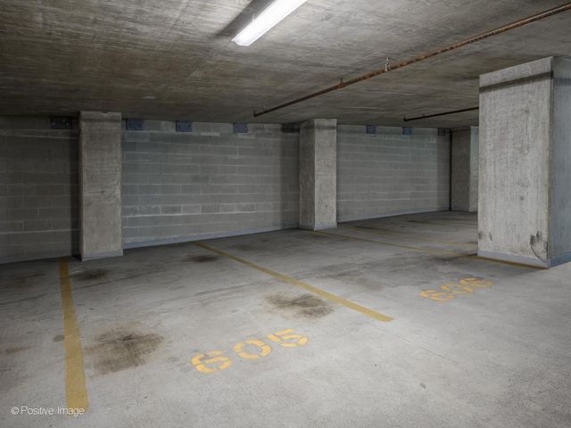 160 E ILLINOIS Street 1604, Chicago, IL 60611