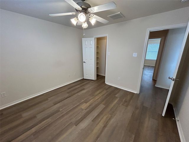 12338 Packard Bend Trail, Houston, TX 77089