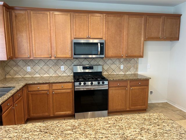 12338 Packard Bend Trail, Houston, TX 77089