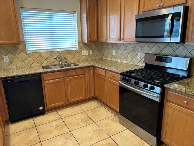 12338 Packard Bend Trail, Houston, TX 77089