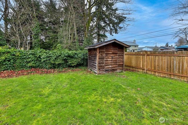 1722 56th Avenue NE, Tacoma, WA 98422