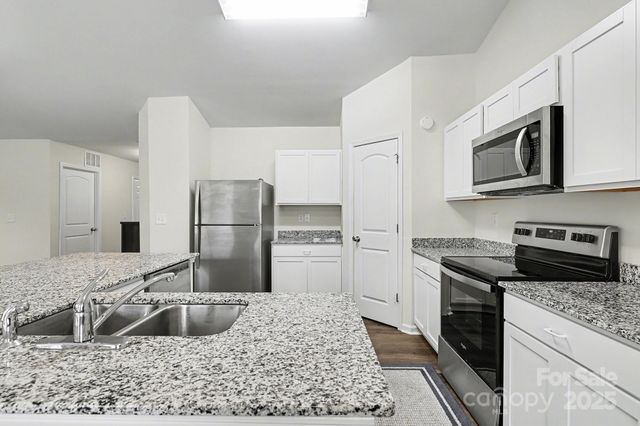 1410 Amberlight Circle, Salisbury, NC 28144