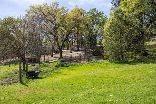 4963 Del Haven Rd, Placerville, CA 95667