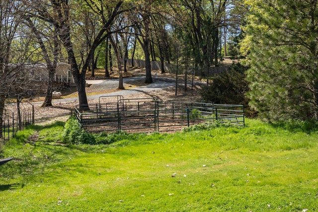 4963 Del Haven Rd, Placerville, CA 95667