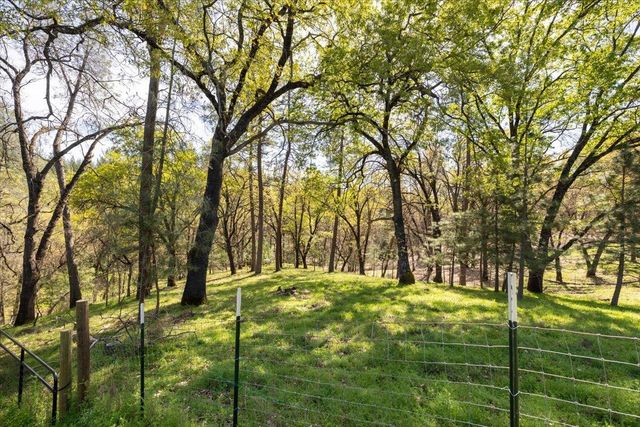 4963 Del Haven Rd, Placerville, CA 95667