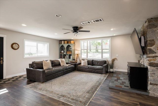 4963 Del Haven Rd, Placerville, CA 95667