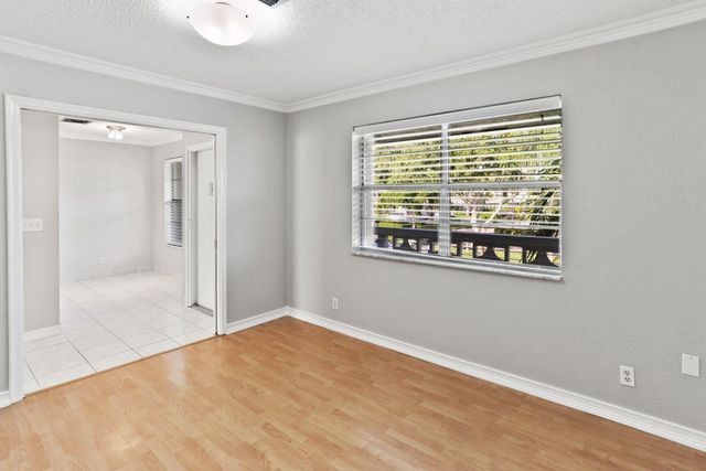 2460 Juniper Drive 203, Delray Beach, FL 33445