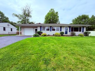 376 W Millport Drive, Valparaiso, IN 46385